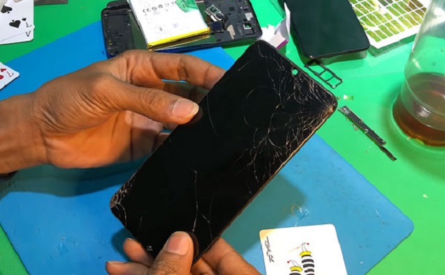 Khi nào cần thay màn hình, khi nào cần thay mặt kính Oppo F9