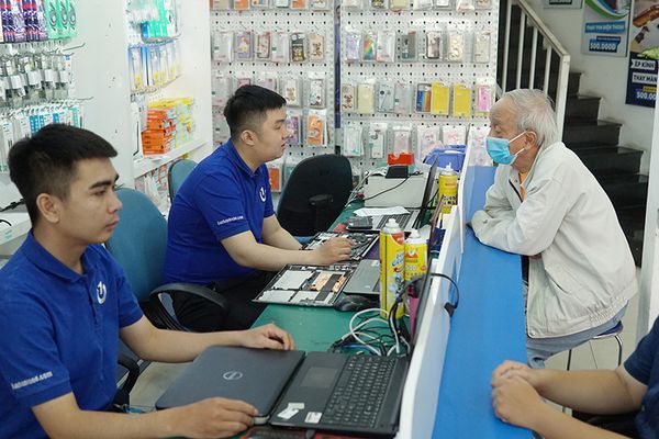 Samsung S10 bị ám màn hình