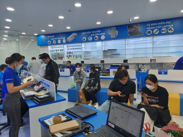 Thay Pin Laptop Dell Latitude 7480