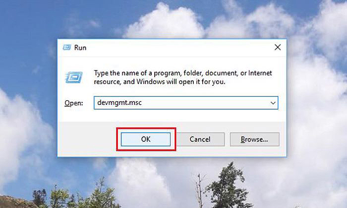 “Windows + R” > nhập “devmgmt.msc” > “OK”