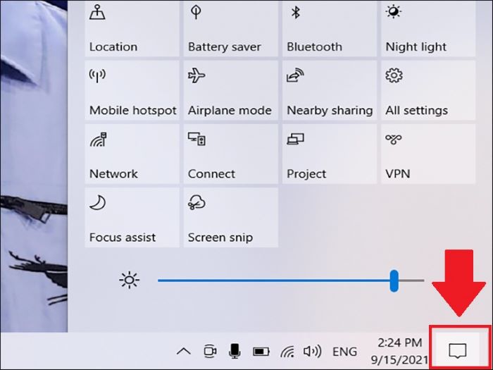 Mở “Action Center” (Trung tâm hành động)