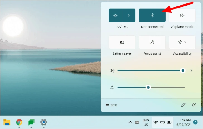 Nhấn vào biểu tượng Bluetooth để bật