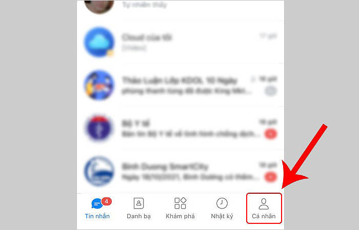 Vào Zalo > chọn tab “Cá nhân”