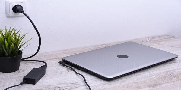 cách dùng pin laptop bền