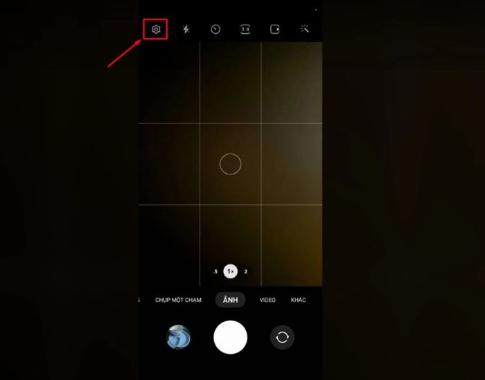 Chọn vào biểu tượng Cài đặt