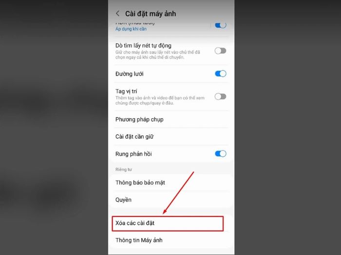 Chọn Xóa các cài đặt