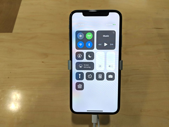 Chụp màn hình điện thoại iPhone không có nút Home