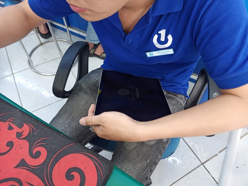 Thay màn hình iPad uy tín tại Bảo Hành One