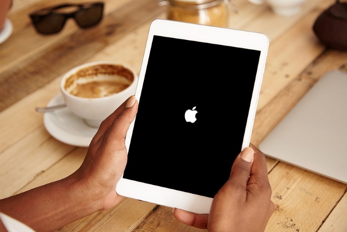 ipad air 2 tự động sập nguồn