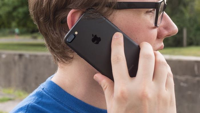 iPhone 7 Plus không nghe gọi được