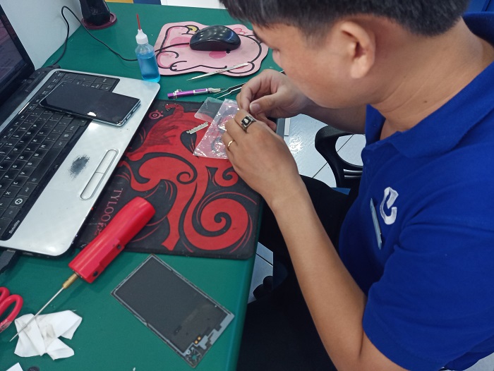 Thay màn hình iPhone 5S chính hãng tại Bảo Hành One