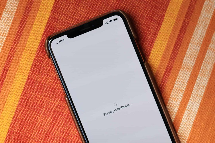 iPhone X dính iCloud