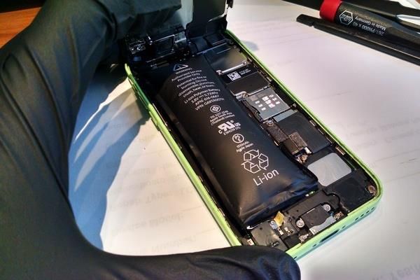 iphone 13 sạc pin bị nóng máy