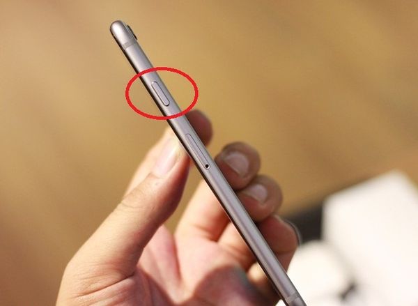 iphone 6 bị sọc màn hình