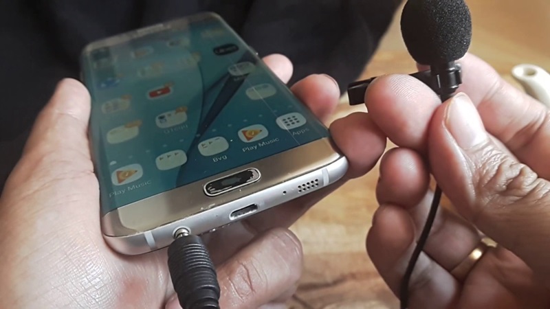 Không bật micro khi thu âm