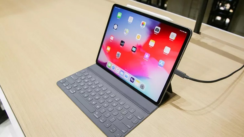 Khởi động lại iPad không có nút Home