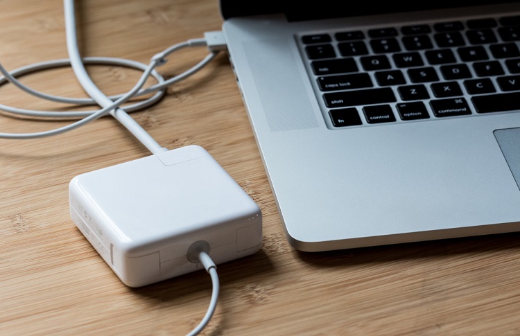 Kiểm tra nguồn điện cho laptop