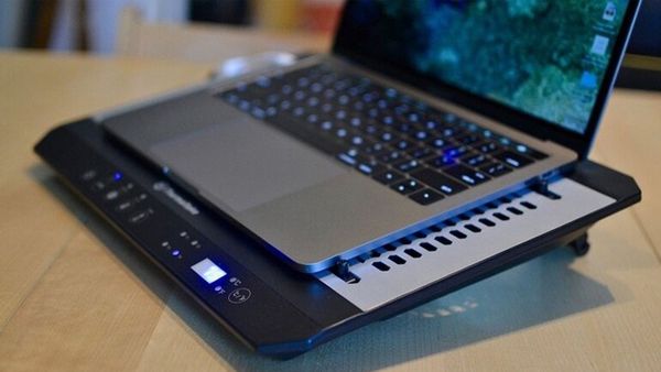 laptop bị đơ lag