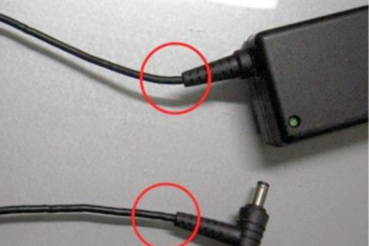 Dây sạc bị đứt ngầm