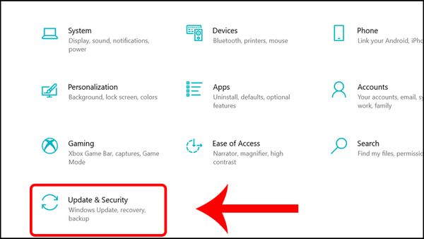 laptop lâu lên màn hình