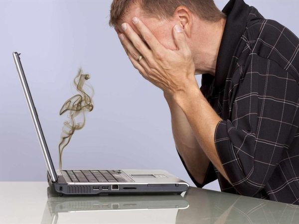 loi-tat-may-dot-ngot-o-laptop