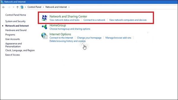 Chọn Network and Sharing Center