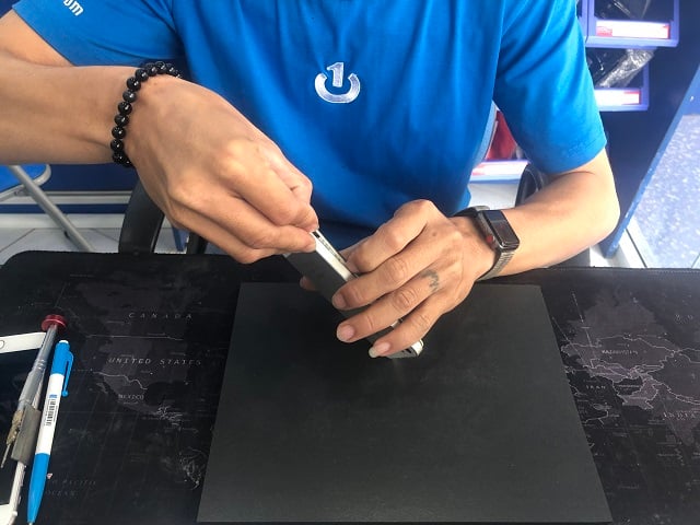 Lưu ý khi thay pin Xiaomi Mi 8 Pro