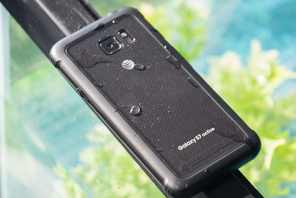 điện thoại chống nước chống va đập samsung