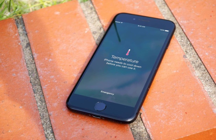Không đặt iPhone trực tiếp dưới ánh nắng mặt trời