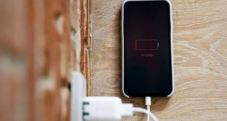 Pin điện thoại Samsung quá nhiệt khi đang sạc