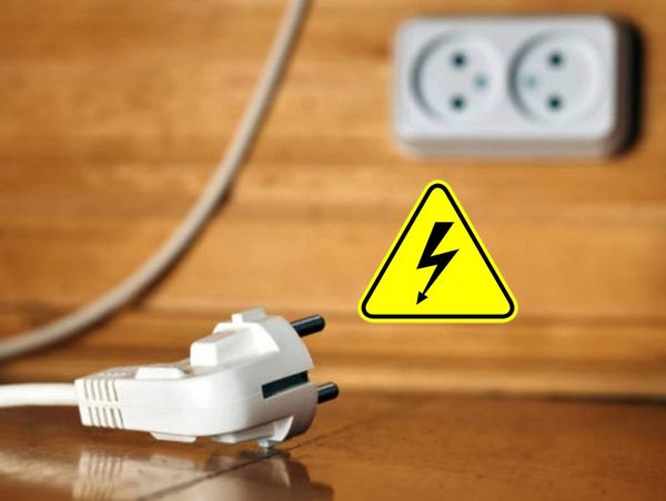 pin laptop lúc sạc lúc không