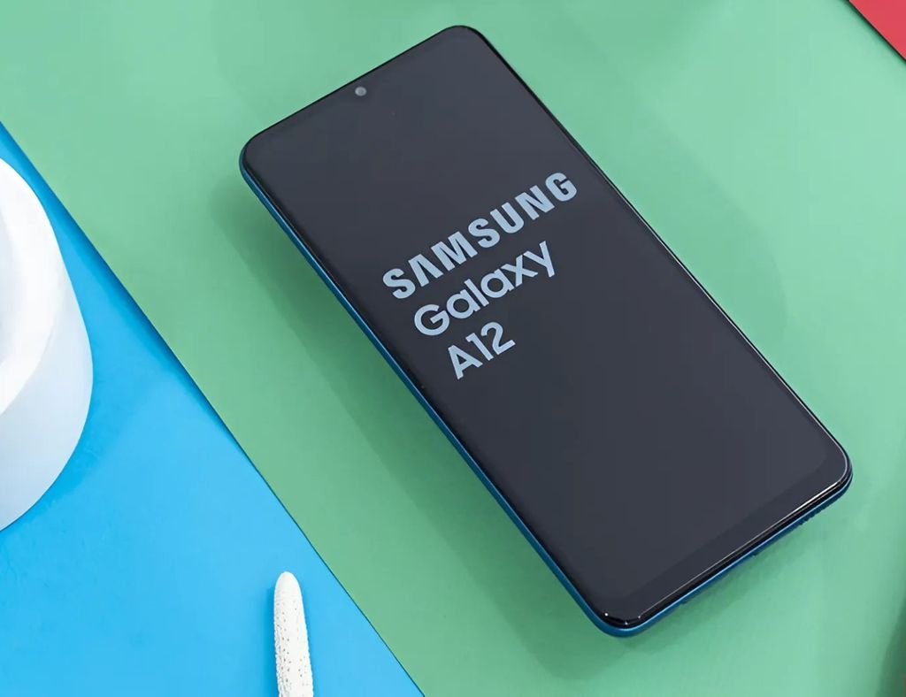 samsung-a12-khong-len-nguon