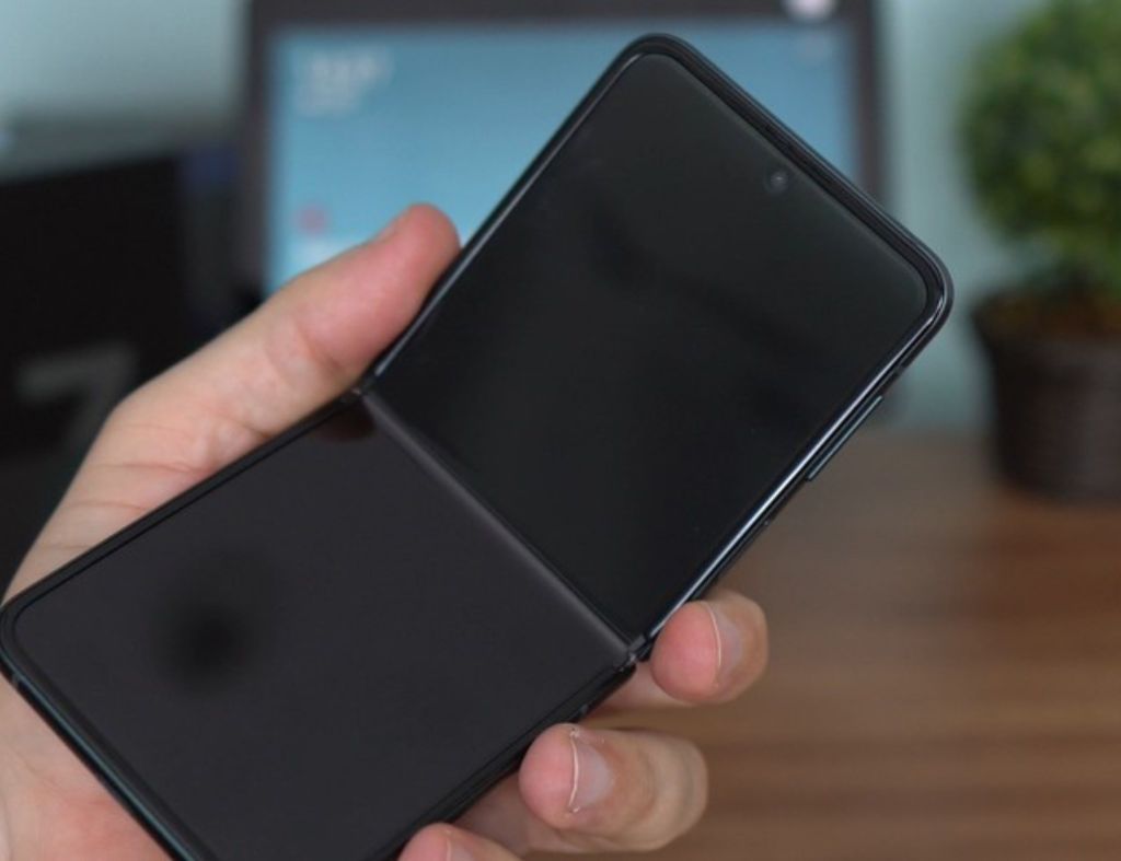 samsung-z-flip3-khong-len-nguon