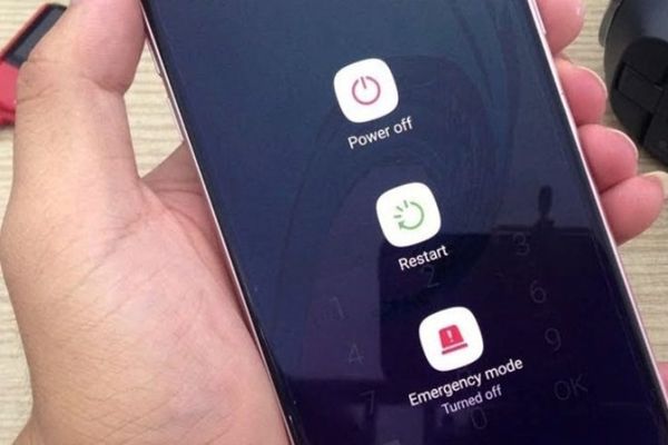 Samsung M54 5G bị sọc màn hình