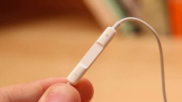 Sử dụng tai nghe khác