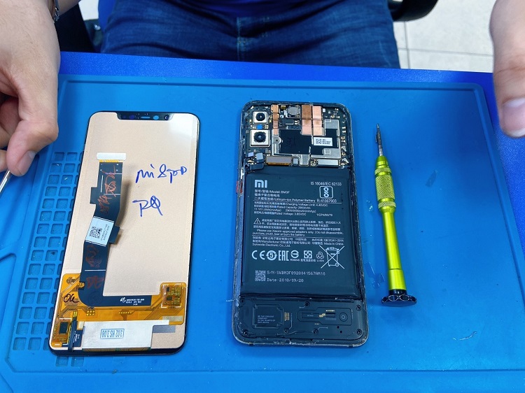 Thay màn hình Xiaomi chất lượng tại Bảo Hành One