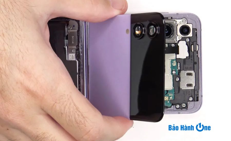 Thay-camera-Samsung-Galaxy-Z-Fold4-5G