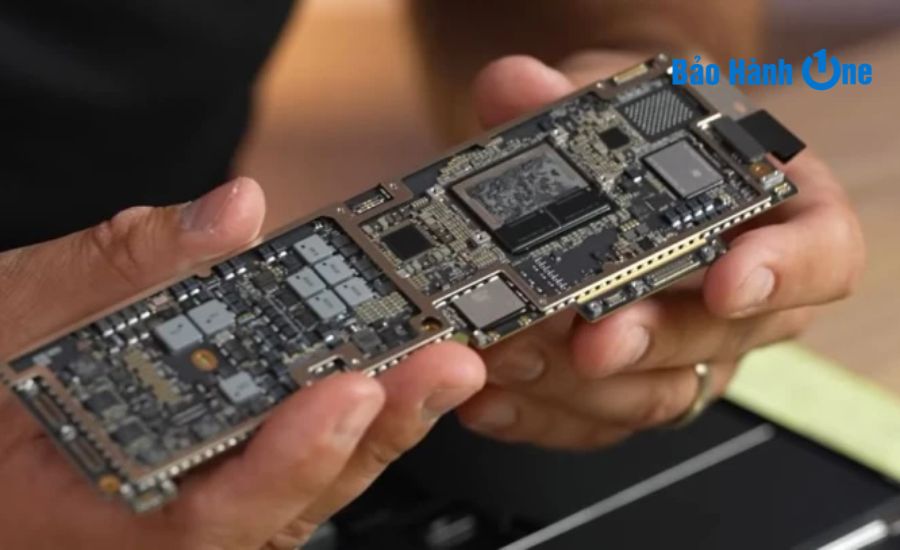 thay-mainboard-macbook-air-m2-2022