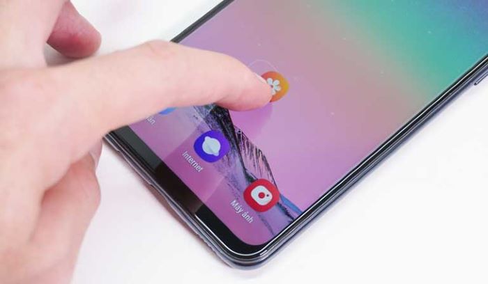 Màn hình Samsung Galaxy M13 bị liệt cảm ứng