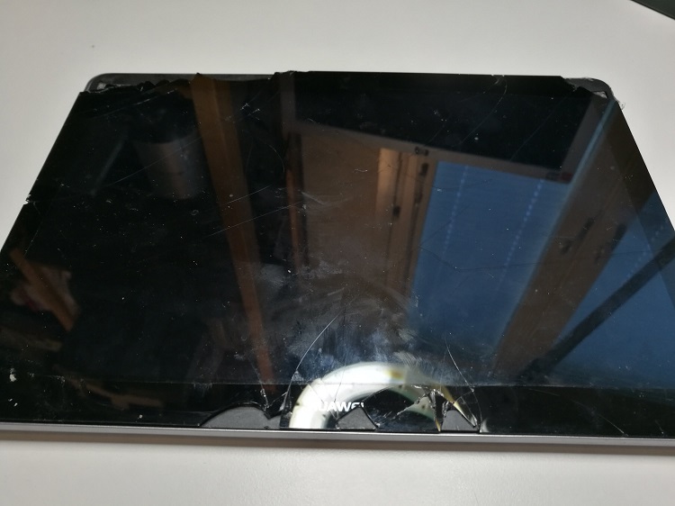 Thay mặt kính cảm ứng tablet Huawei Nova 3E tại cửa hàng uy tín