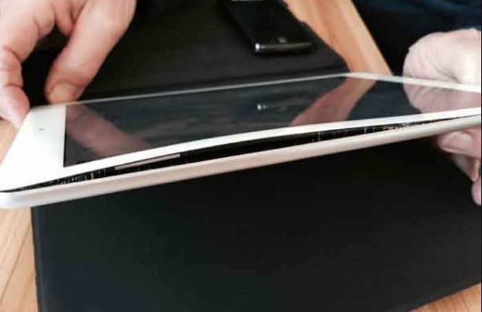 Pin iPad mini 6 bị phồng