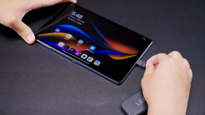 Lenovo Legion Y700 (2023) sạc pin không vào
