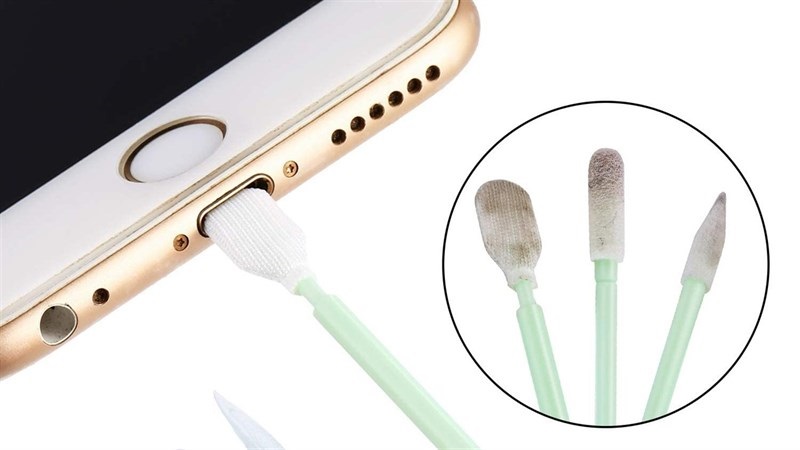 Thường xuyên vệ sinh cổng sạc iPhone