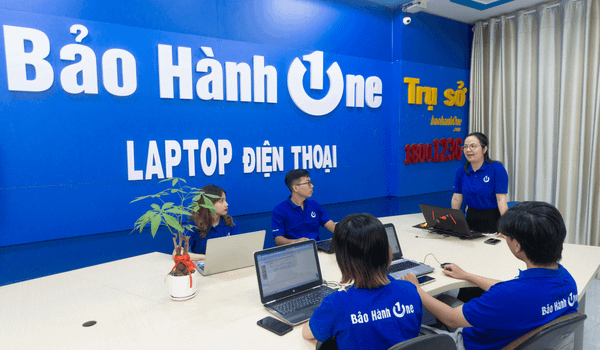Đội ngũ kỹ thuật viên chuyên nghiệp tại Bảo Hành One