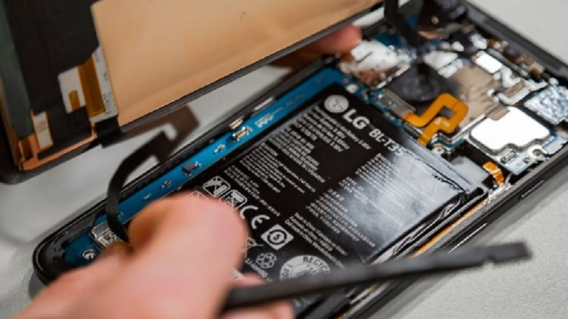 Địa chỉ sửa iPhone uy tín tại Quận Tân Phú