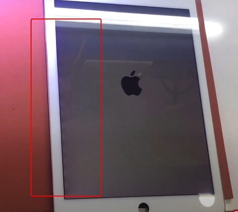 Viền màn hình iPad bị đen