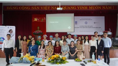 Vietmedical giới thiệu, tư vấn xây dựng khu CSSD cho các bệnh viện trong Chương trình tập huấn Nâng cao kiến thức Kiểm soát nhiễm khuẩn (KSNK) tại Bệnh viện đa khoa Quảng Nam.