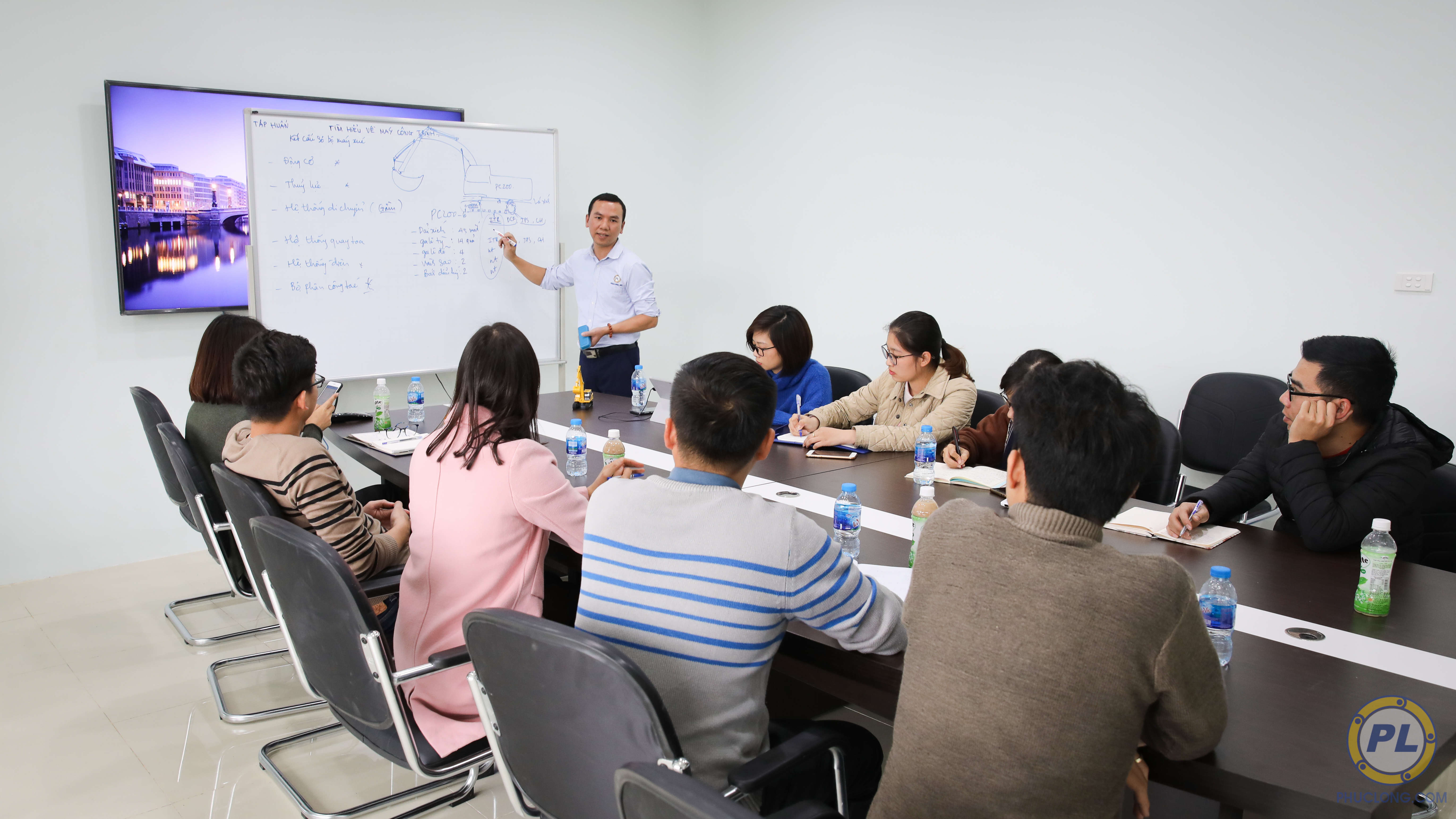 Tập huấn kiến thức chuyên môn – cơ hội học hỏi dành cho nhân viên mới