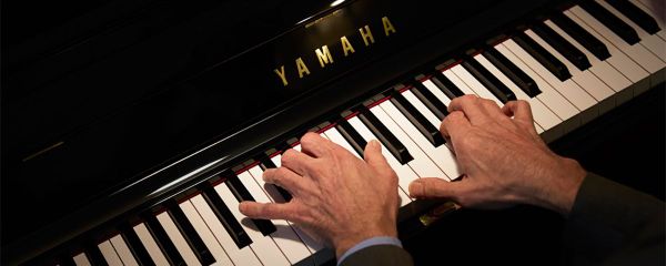 Bàn phím của đàn Piano Yamaha