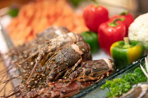 Thực Đơn Buffet Phoenix Thứ 7 Hàng Tuần - Tưng Bừng Mở Cửa Trở Lại Ngày 30/4